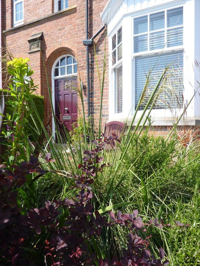 Aldersyde Bed & Breakfast Robin Hood's Bay Bagian luar foto